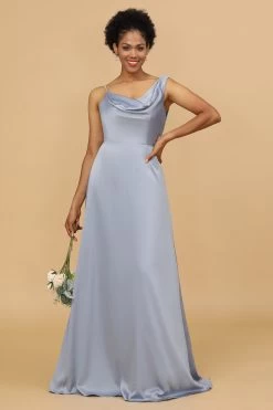 Une Ligne à Col Asymétrique Gris Bleu Satin Long Robe Demoiselle D’honneur