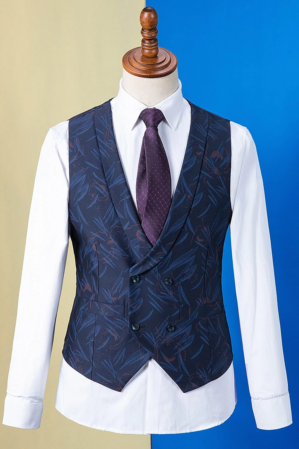 Bleu Foncé à Revers à Pointe Imprimé Smoking 3 Pièces Pour Homme 5 Bleu Foncé à Revers à Pointe Imprimé Smoking 3 Pièces Pour Homme – Image 3