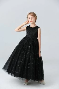 Une Ligne Perlée Robe Blanche De Fille Avec Des Appliques -Zapaka CGLLY30120 20Black 20 1