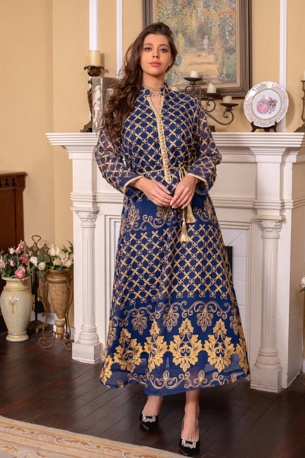 Robe Maxi Abaya Brodée élégante Et Verte 4 Robe Maxi Abaya Brodée élégante Et Verte – Image 2