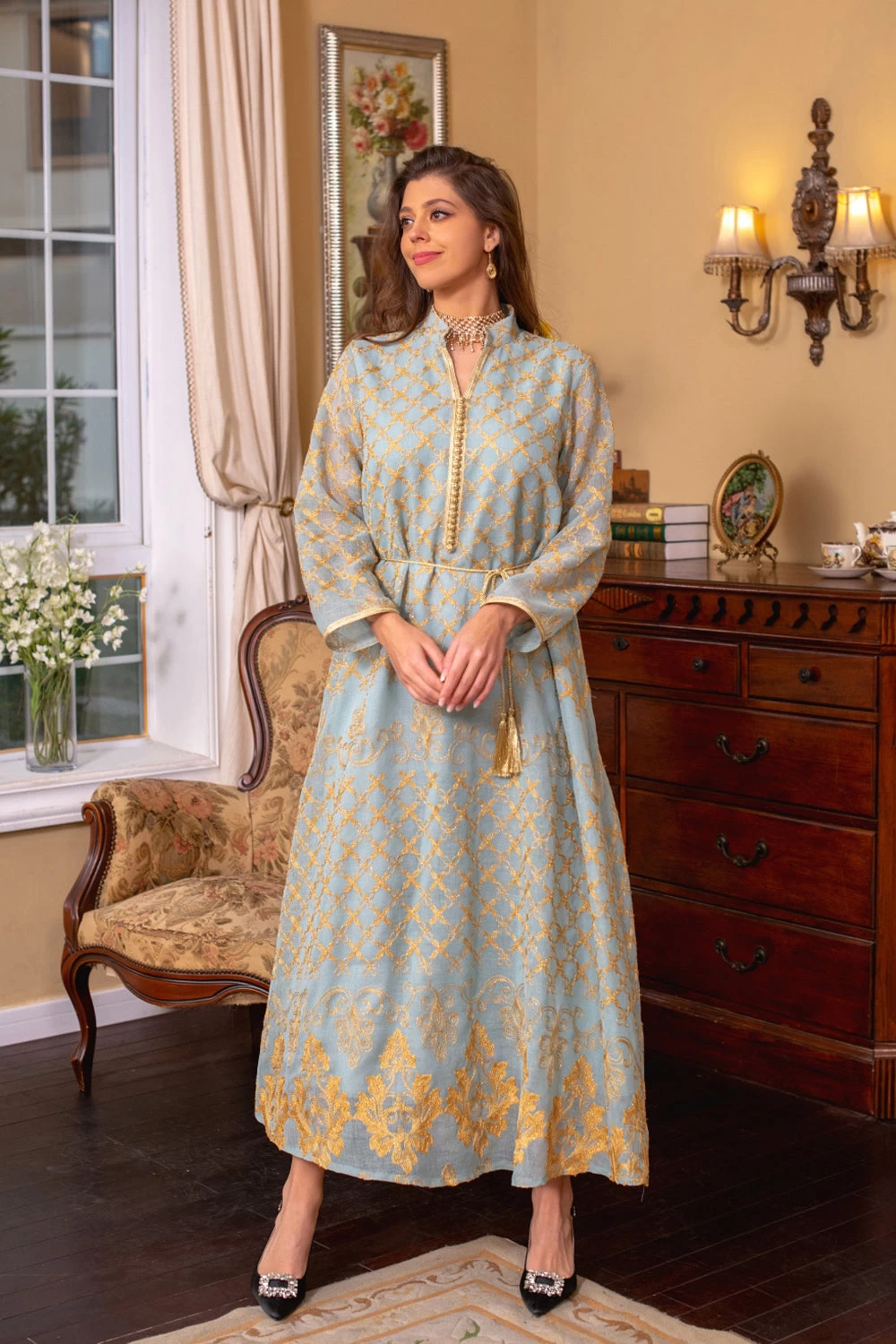 Robe Maxi Abaya Brodée élégante Et Verte 10 Robe Maxi Abaya Brodée élégante Et Verte – Image 8