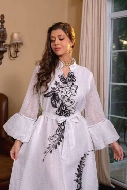 Élégante Broderie Vert Clair Robe Longue Abaya 20 Élégante Broderie Vert Clair Robe Longue Abaya -Zapaka CGLLY30455White 3