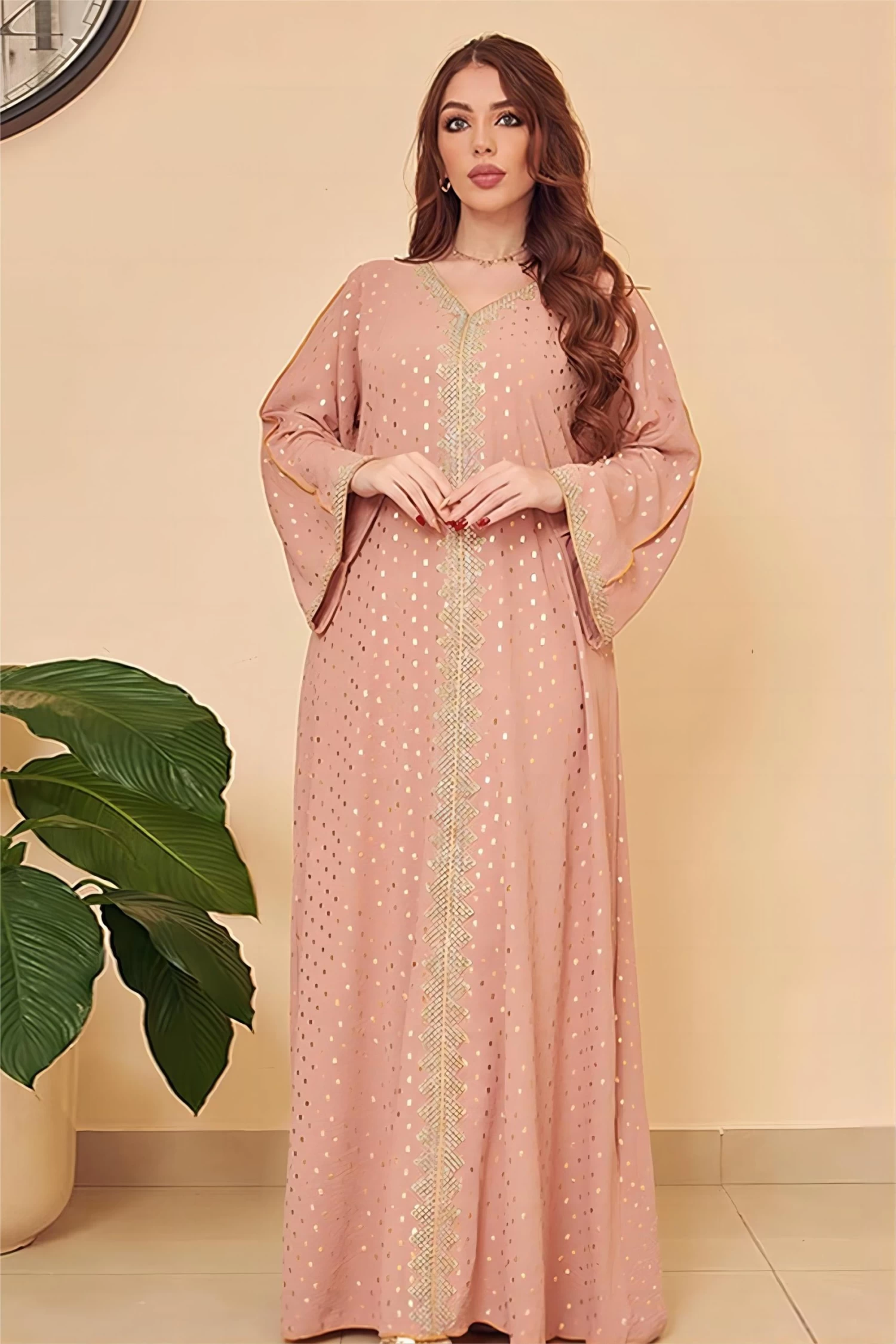 Robe Blanche à Pois Abaya Du Moyen-Orient 11 Robe Blanche à Pois Abaya Du Moyen-Orient – Image 9