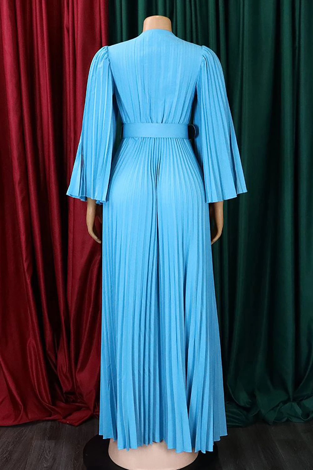 Robe D’invité De Mariage Longue Plissée Bleu Ciel 4 Robe D’invité De Mariage Longue Plissée Bleu Ciel – Image 2
