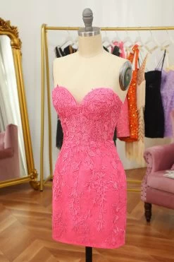 Robe Courte Rose Serrée Avec Appliques -Zapaka WH2243Pink 3