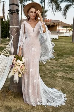 Robe De Mariée Boho En Dentelle Ivoire Et Champagne Avec Cape