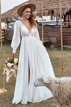 Dentelle Ivoire Chiffon Col V À Manches Longues Boho Robe De Mariée