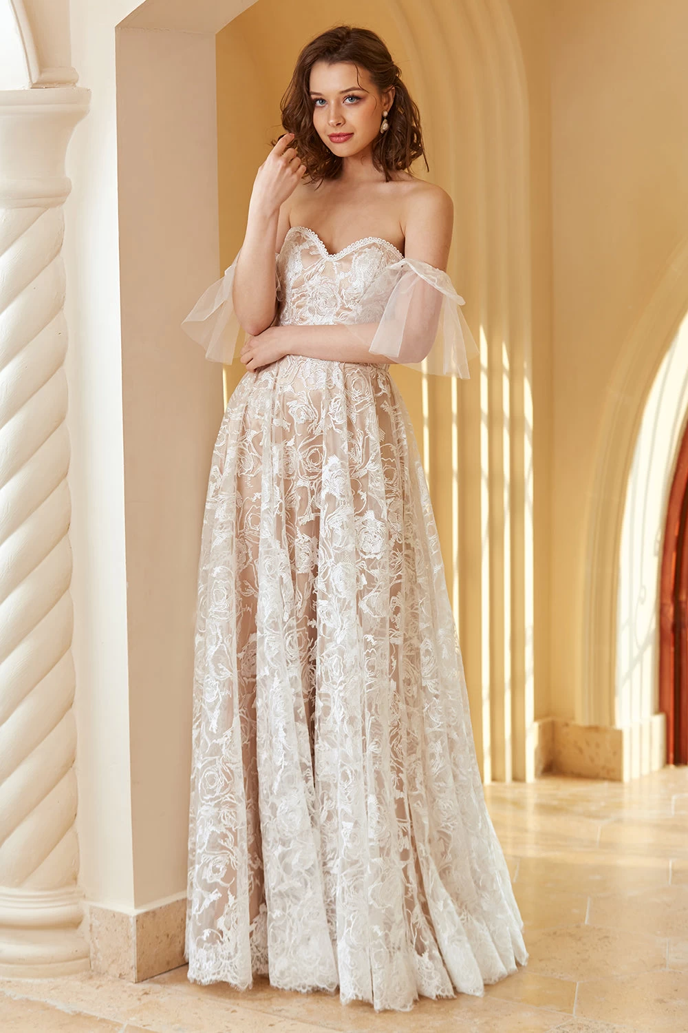 Magnifique Une Ligne Sur L’épaule Robe De Mariée En Dentelle Blanche 6 Magnifique Une Ligne Sur L’épaule Robe De Mariée En Dentelle Blanche – Image 4