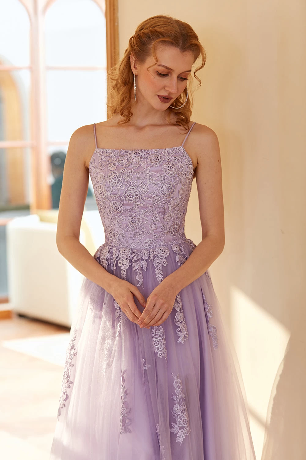 Charmante A Line Spaghetti Straps Light Purple Long Prom Robe Avec Appliques 6 Charmante A Line Spaghetti Straps Light Purple Long Prom Robe Avec Appliques – Image 4