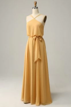 Une Robe De Demoiselle D’honneur Longue Jaune Halter Line Avec Nœud Papillon 10 Une Robe De Demoiselle D’honneur Longue Jaune Halter Line Avec Nœud Papillon -Zapaka YYZL542Yellow 3