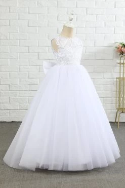 Robe Fille Fleur Blanche Sans Manches Avec Nœud -Zapaka ZPK2007030016 White 3 68c5a334 3800 47ec 9967 ef7e5f8623c3