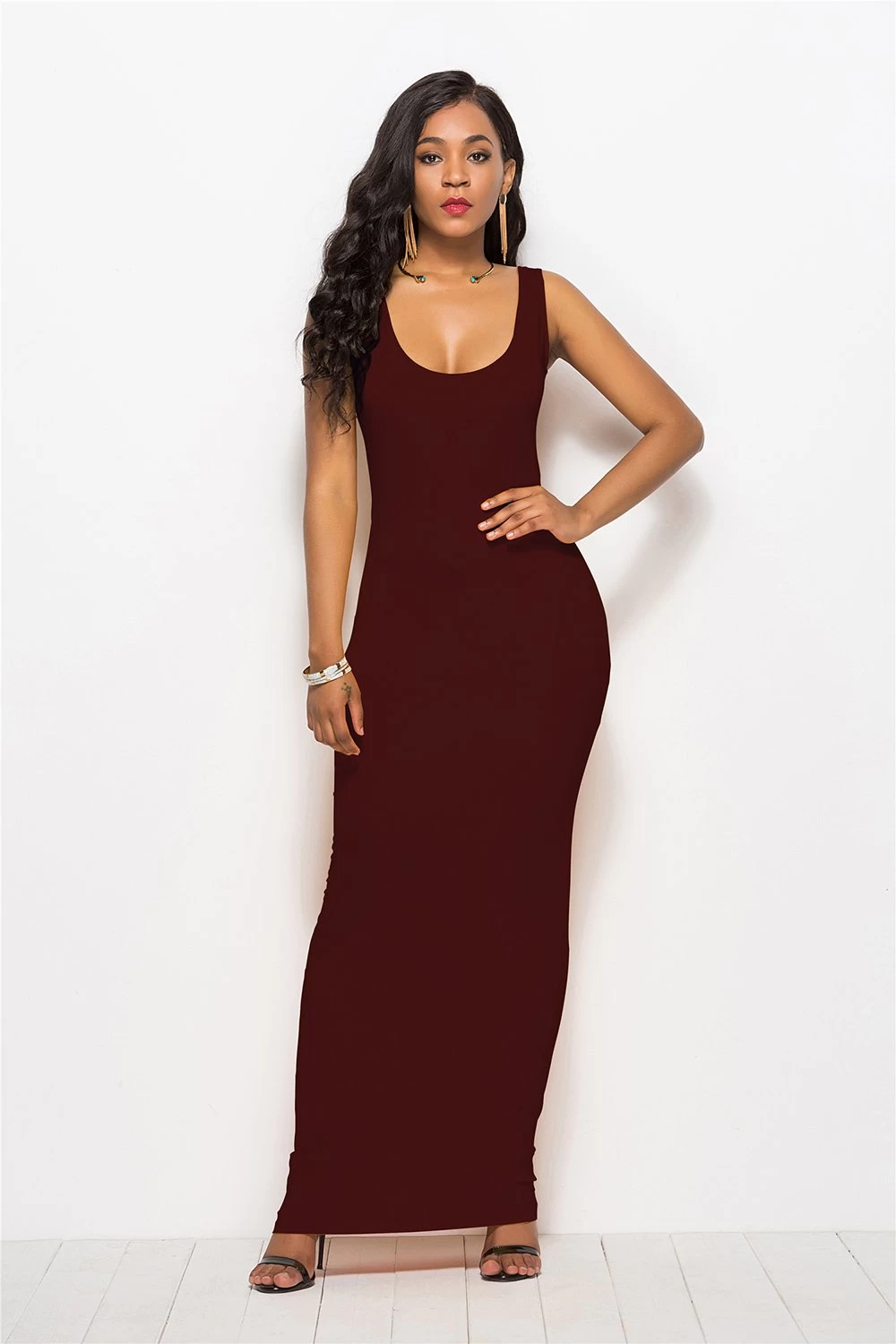 Robe Moulante Longue Noire 5 Robe Moulante Longue Noire – Image 3